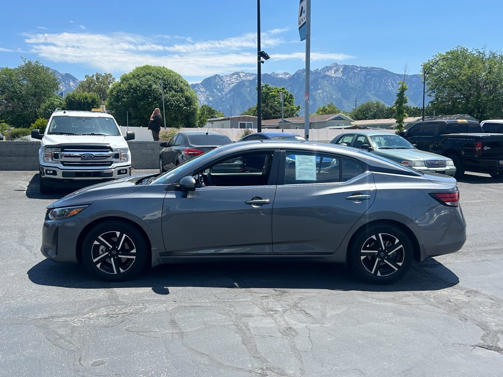 Used 2025 Nissan Sentra SV FWD image 7