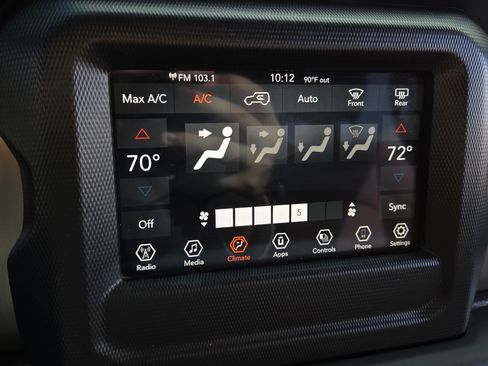 Used 2021 Jeep Wrangler Unlimited Sport AWD/4WD image 28