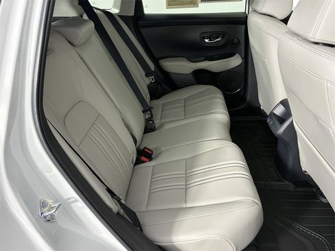 Used 2026 Honda HR-V EX-L image 33