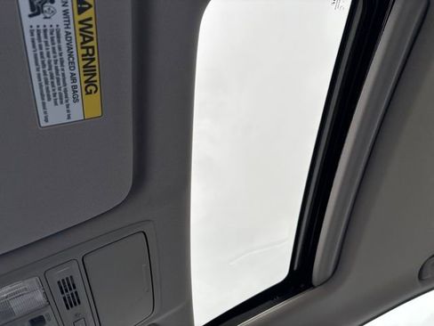 Used 2016 Honda Accord EX image 21