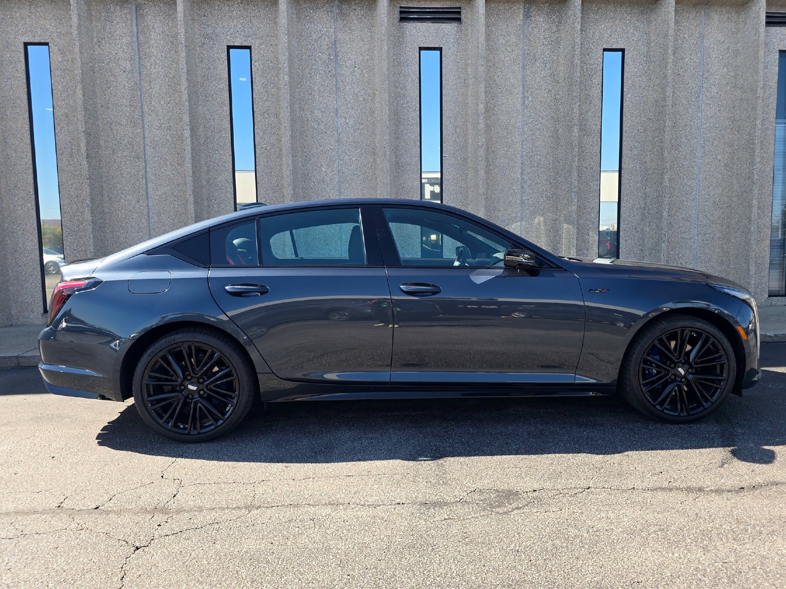 Certified 2025 Cadillac CT5 V w/ LPO, ONYX Package AWD/4WD image 9