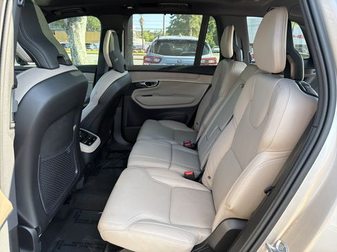 Used 2026 Volvo XC90 B6 Ultra w/ Protection Package Premier AWD/4WD image 31