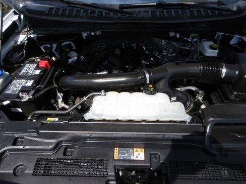 Certified 2025 Ford Expedition Max Platinum AWD/4WD image 28