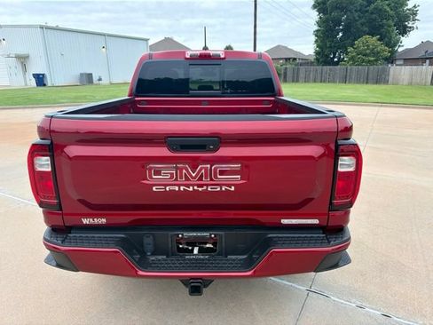 Used 2024 GMC Canyon Elevation w/ Convenience Package RWD image 3