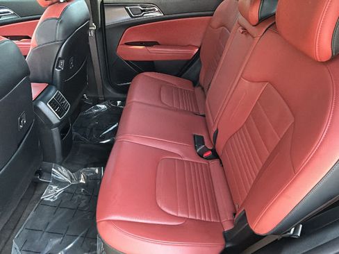 Used 2023 Kia Sportage SX Prestige AWD/4WD image 24