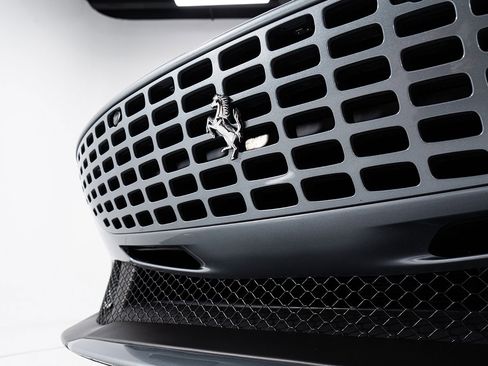 Used 2022 Ferrari Roma image 32