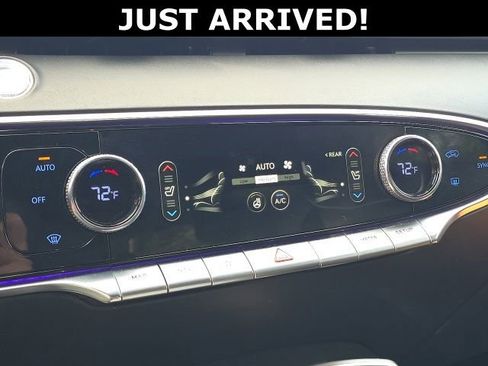 Used 2024 Genesis GV70 2.5T w/ Sport Prestige Package AWD/4WD image 21