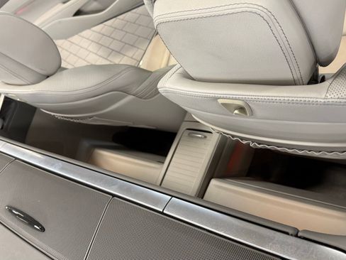 Used 2016 Mercedes-Benz SL 400 w/ Premium I Package image 38