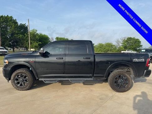 Used 2022 RAM 2500 Laramie w/ Night Edition image 4