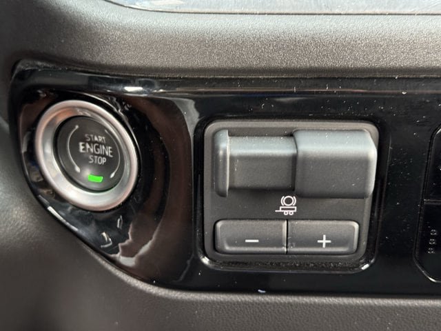 Used 2024 GMC Sierra 1500 Elevation RWD image 21