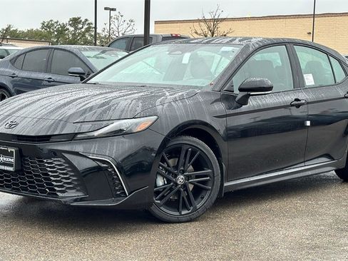 New 2026 Toyota Camry Hybrid image 34