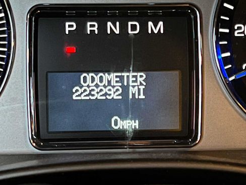Used 2007 Cadillac Escalade AWD w/ Information Package image 33