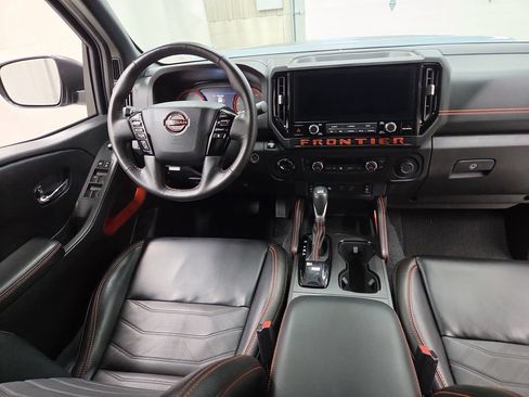 Used 2025 Nissan Frontier PRO-4X w/ Pro Premium Package AWD/4WD image 13
