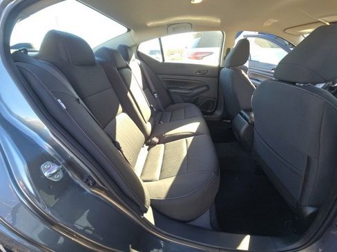 Used 2024 Nissan Altima 2.5 SV image 27