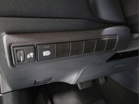 Certified 2024 Toyota Corolla LE image 14