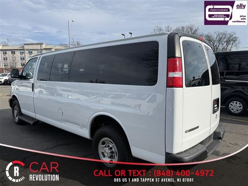 Used 2023 Chevrolet Express 3500 LS image 4