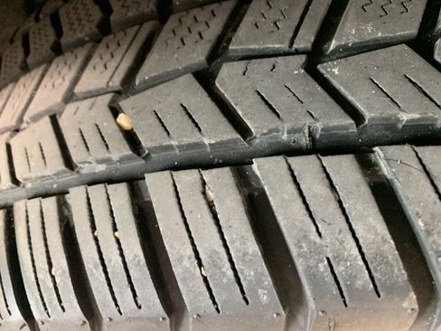 Used 2021 Buick Enclave Premium w/ Sun and Sites Package image 43