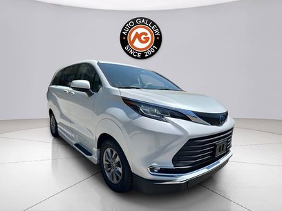 Used 2022 Toyota Sienna XLE w/ XLE Plus Package