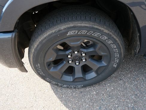 Used 2025 RAM 1500 Big Horn AWD/4WD image 16
