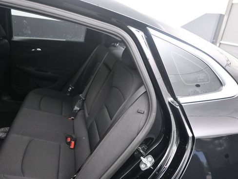 Used 2023 Chevrolet Malibu LT FWD image 16