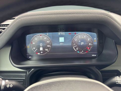 Used 2022 Land Rover Defender 110 X-Dynamic SE image 15