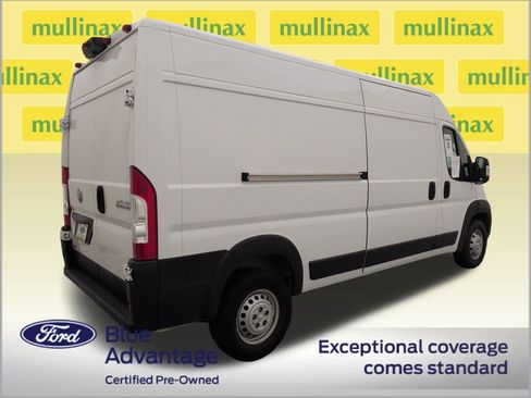 Used 2024 RAM ProMaster 2500 w/ Convenience Group FWD image 3