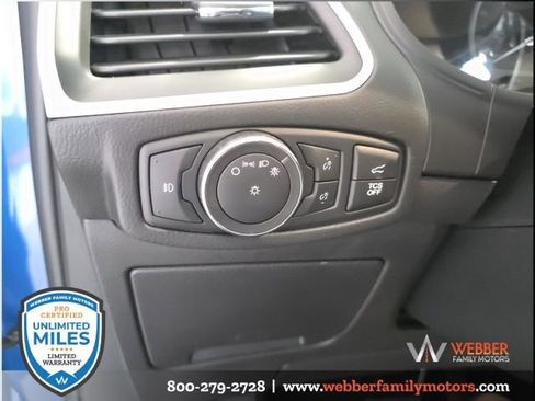 Used 2022 Ford Edge SEL w/ Convenience Package image 22