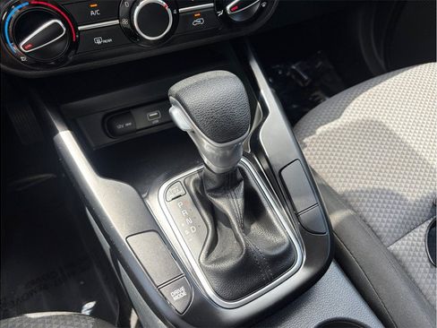 Used 2020 Kia Soul LX FWD image 26