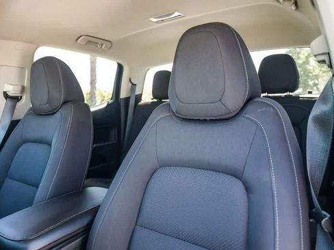 Used 2021 Chevrolet Colorado LT RWD image 17