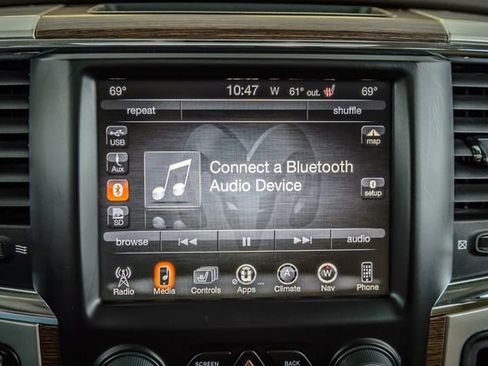 Used 2015 RAM 1500 Laramie w/ Convenience Group RWD image 19