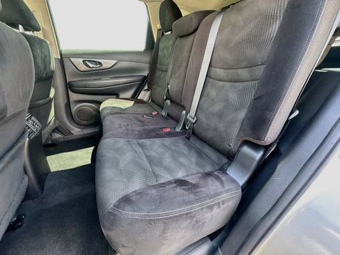 Used 2014 Nissan Rogue SV FWD image 27