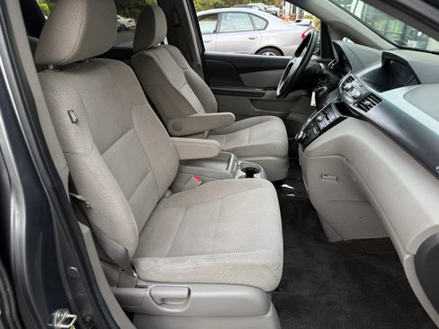 Used 2012 Honda Odyssey EX image 20
