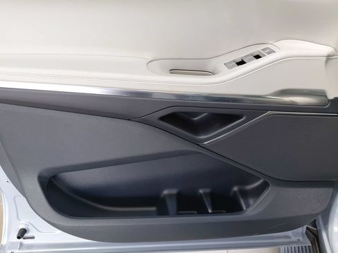 New 2026 Lincoln Navigator Premiere AWD/4WD image 11