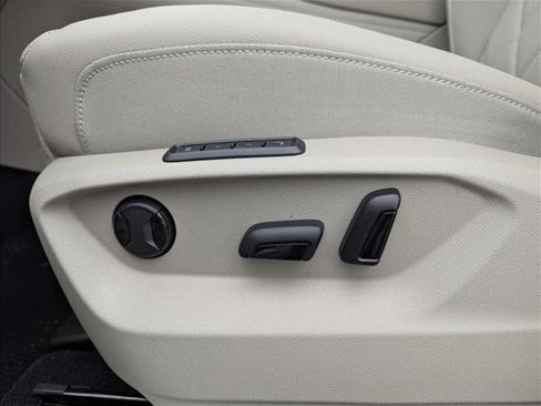 New 2026 Volkswagen Atlas SEL Premium R-Line image 10