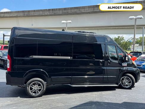 Used 2015 RAM ProMaster 2500 w/ Premium Appearance Group FWD image 11