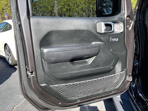 Used 2019 Jeep Wrangler Unlimited Sport S image 20