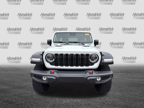 Used 2024 Jeep Wrangler Unlimited Rubicon w/ Technology Group image 3