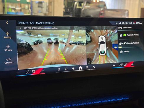 New 2026 BMW i4 xDrive40i w/ Premium Package image 32