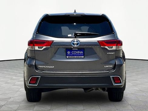 Used 2018 Toyota Highlander Limited AWD/4WD image 5
