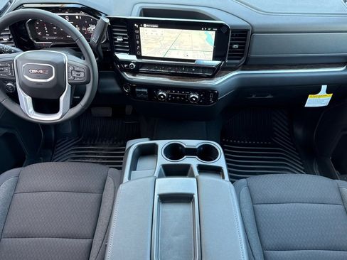 New 2026 GMC Sierra 1500 Elevation image 10