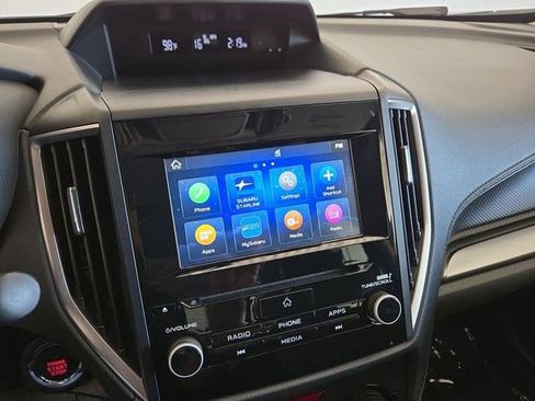 Used 2022 Subaru Forester Premium image 12