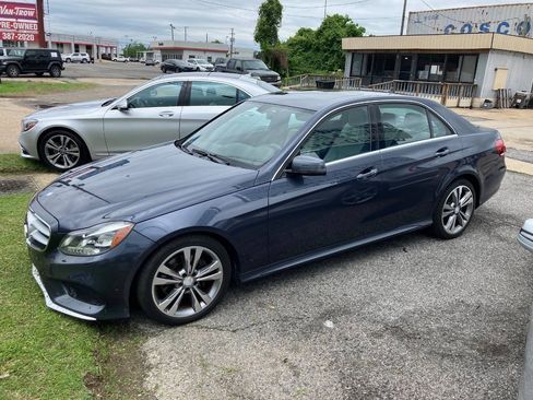 Used 2016 Mercedes-Benz E 350 Sedan image 7