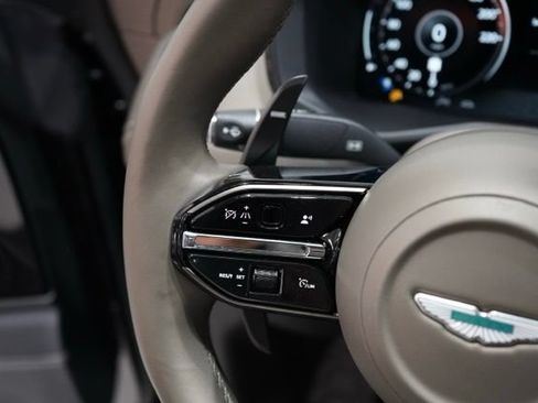 Used 2025 Aston Martin DBX 707 AWD/4WD image 30