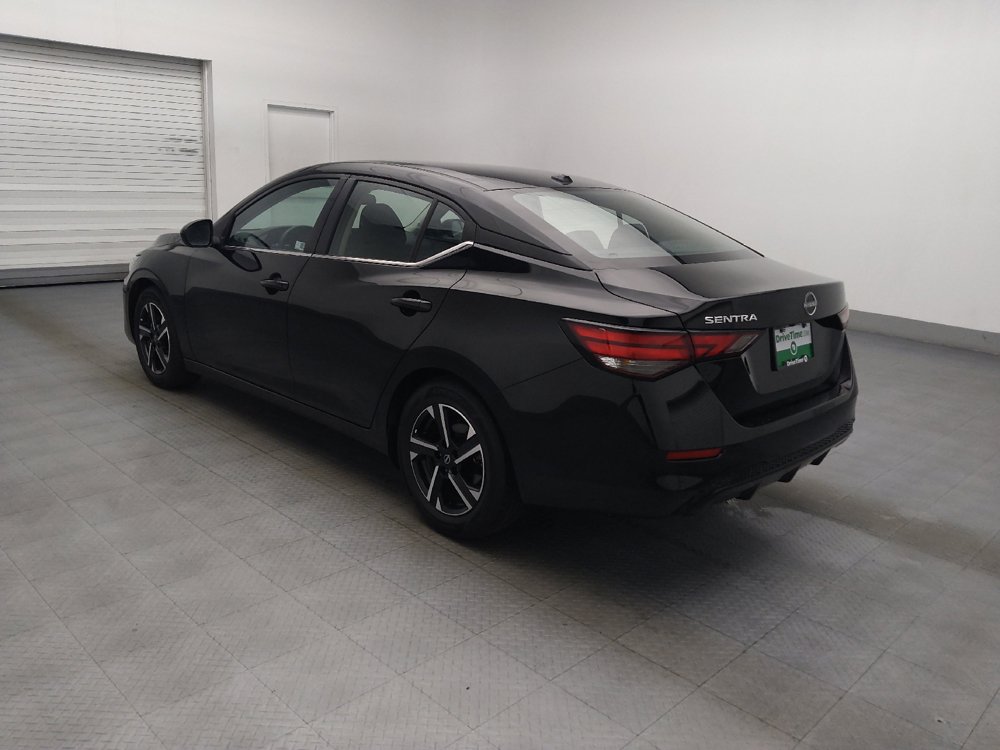 Used 2025 Nissan Sentra SV FWD image 3
