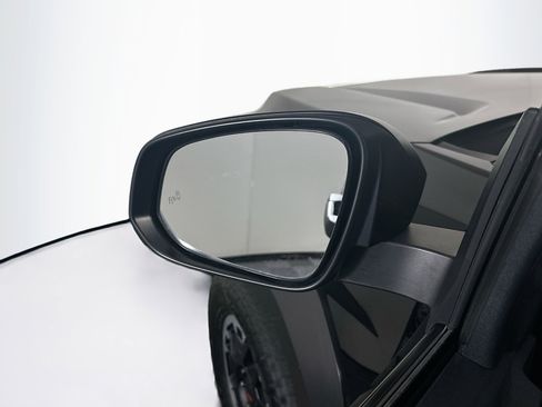 Used 2025 Toyota 4Runner TRD Off-Road image 16