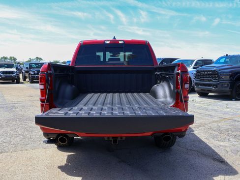 New 2026 RAM 1500 Laramie AWD/4WD image 14