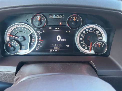 Used 2017 RAM 1500 Laramie w/ Convenience Group image 24