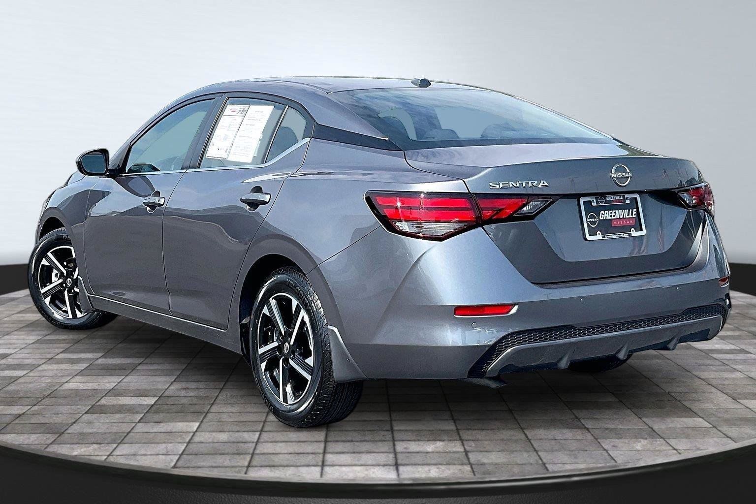 Certified 2025 Nissan Sentra SV FWD image 3