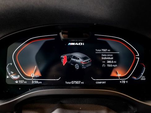 Used 2025 BMW X4 M40i AWD/4WD image 17
