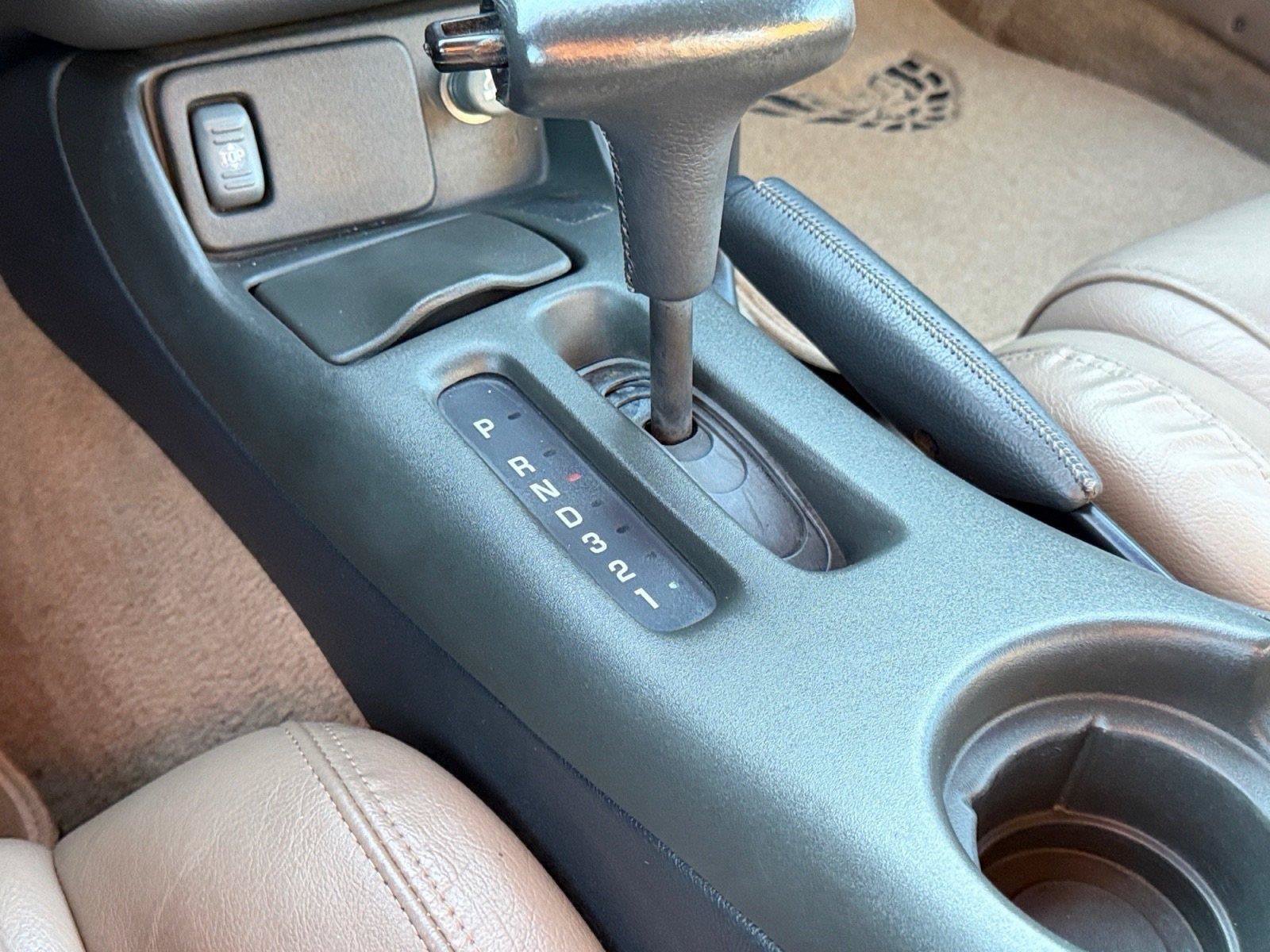 Used 1997 Pontiac Firebird Trans Am RWD image 19
